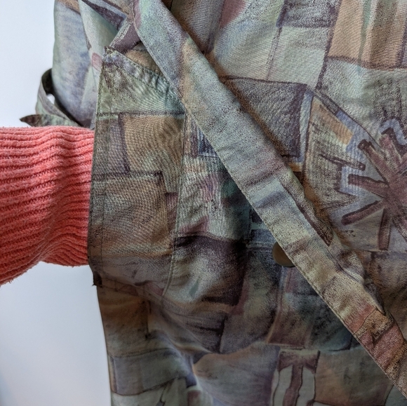 Vintage 80s 90s Trench Coat with Abstract Pattern - Picture 7 of 12